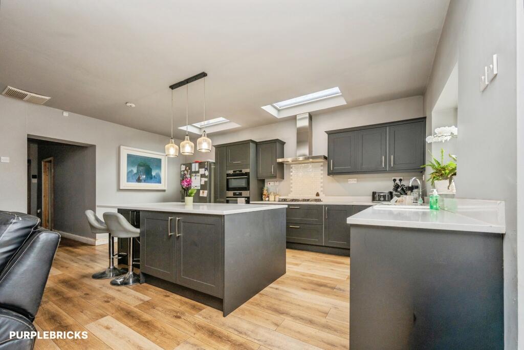 House in Dudley - View 5