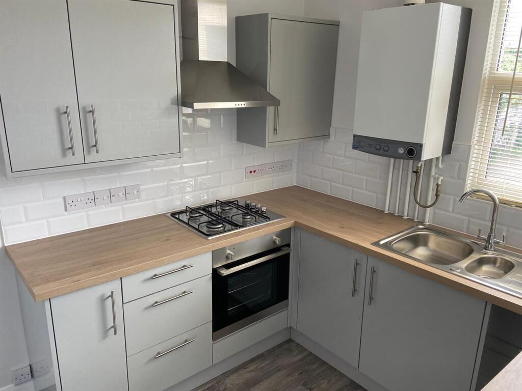 Apartment in Maidstone, Kent - View 5
