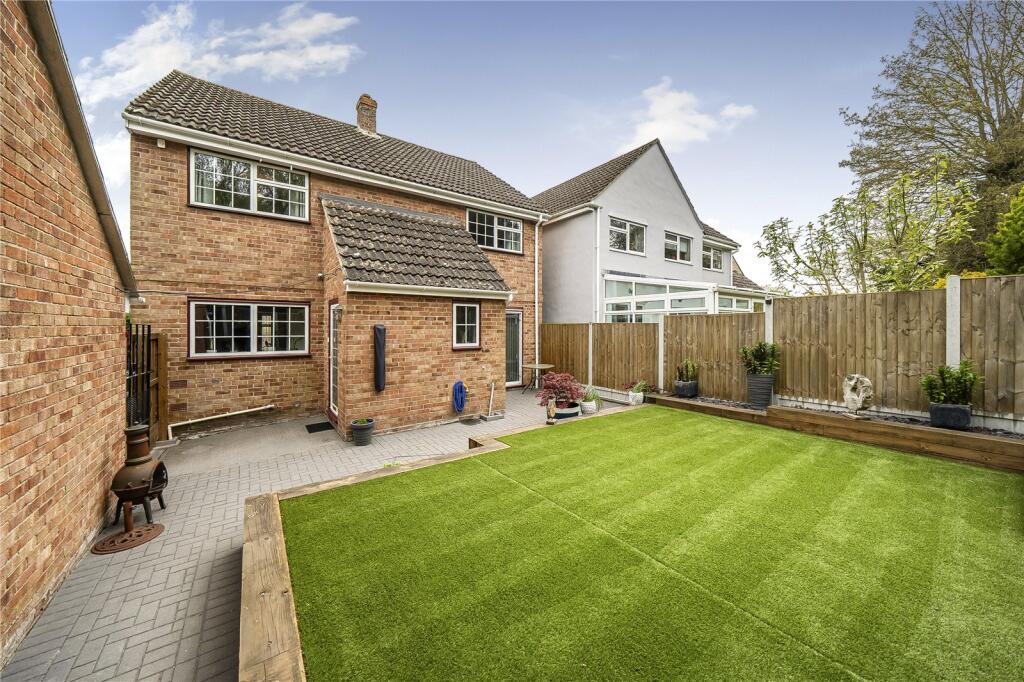 Weavers Drive, Glemsford, Sudbury photo 3
