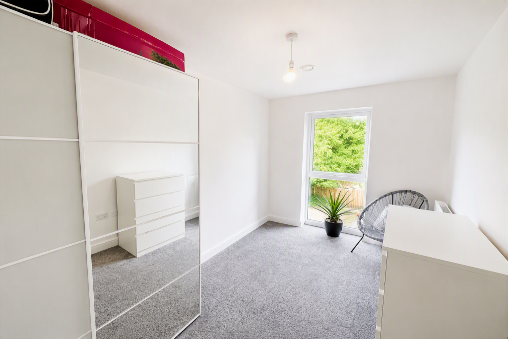 Apartment in Stockport - More