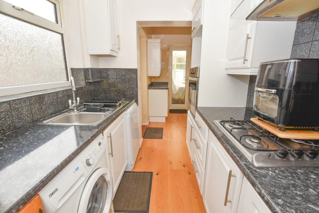 Gorseyville Road, Bebington photo 3