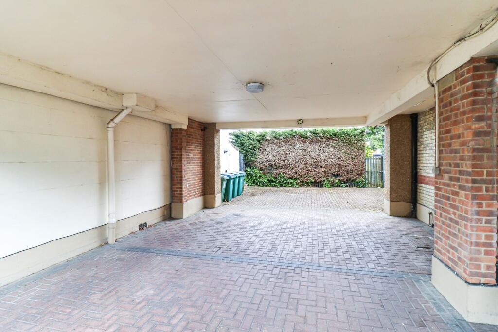112, Estcourt Road, Watford, WD17 2PZ photo 4