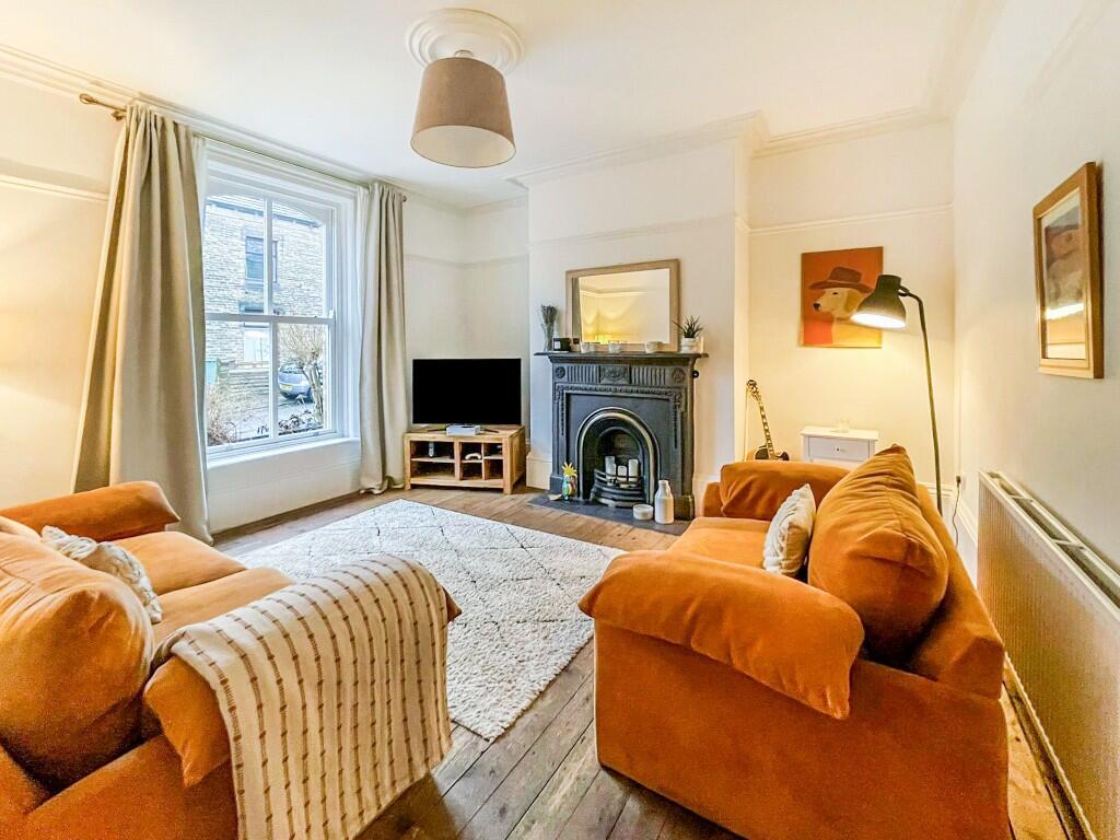 Wormald Street, Almondbury, Huddersfield, West Yorkshire, HD5 photo 2
