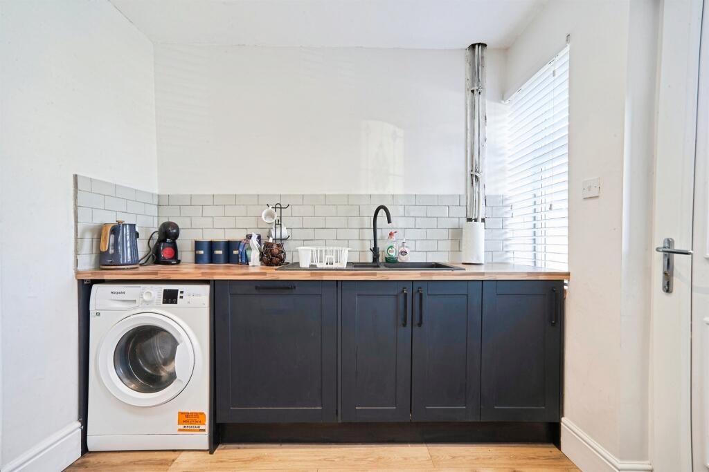 House in Bradford, Keighley - More