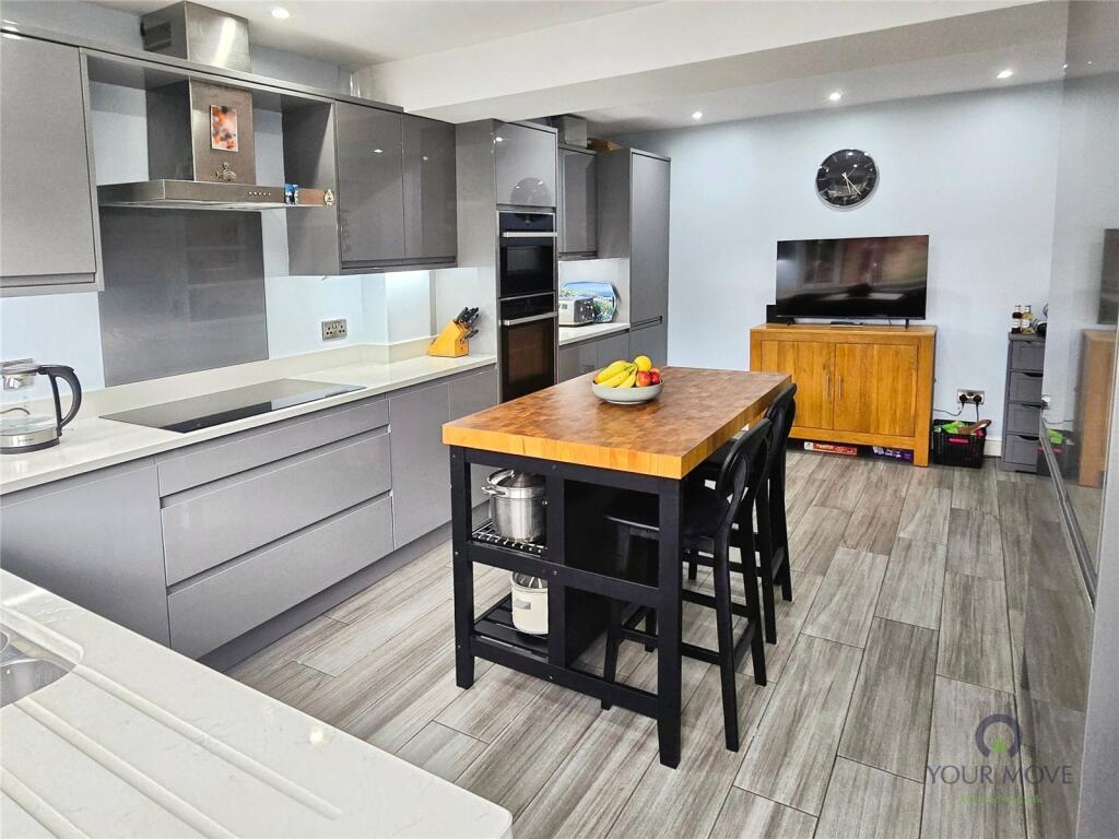 House in Shrewsbury, Oswestry - View 2