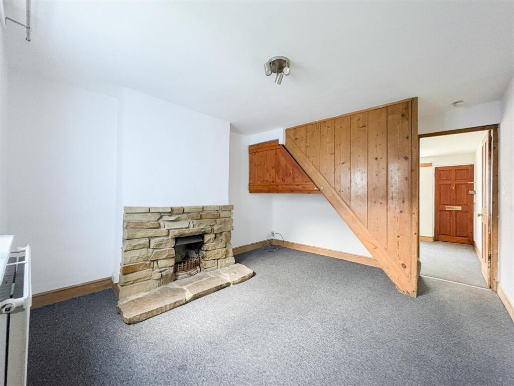 House in Tonbridge - More