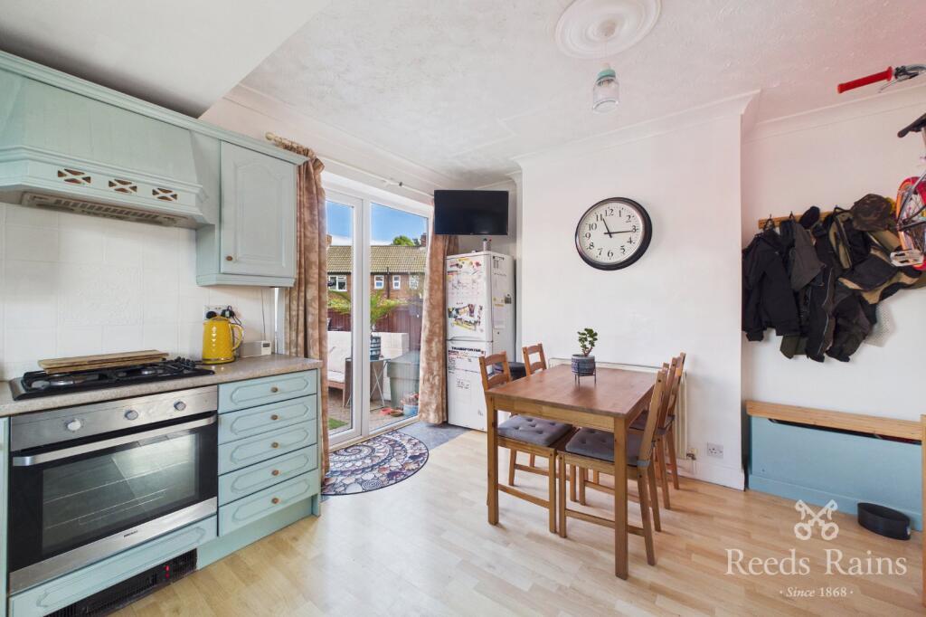 House in Wakefield, Ferrybridge - View 3