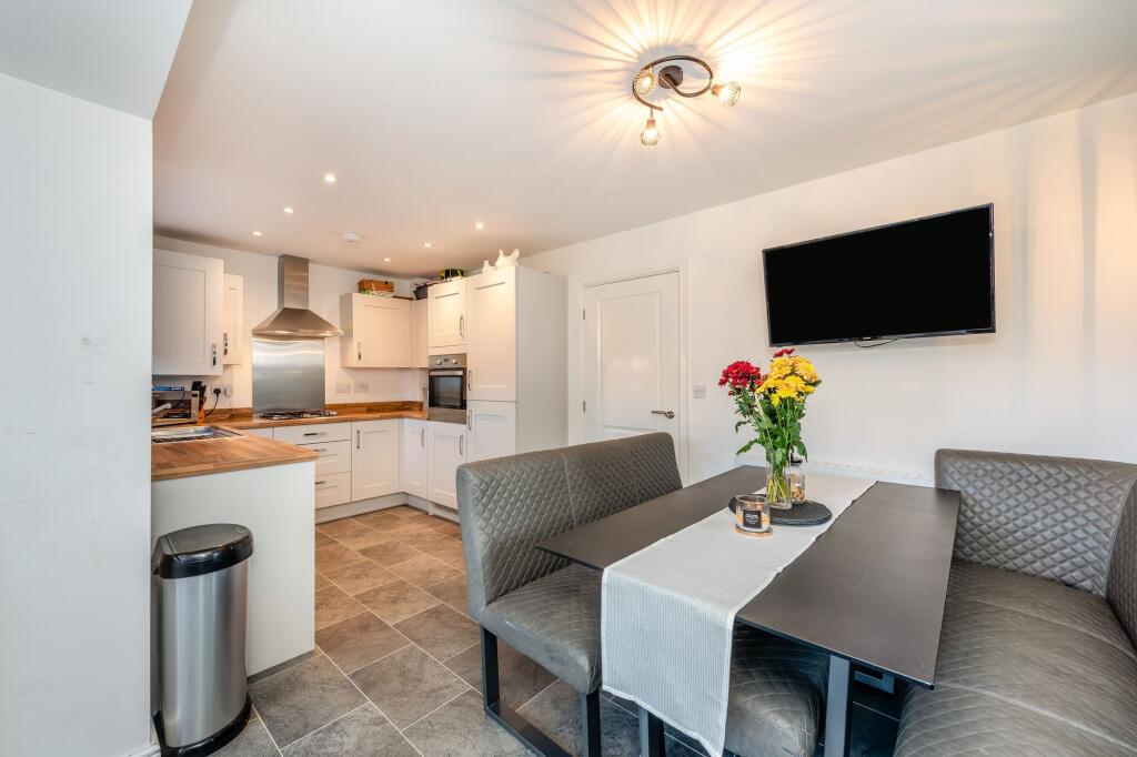 Rhodfa Caradog, Oakenholt, CH6 photo 4