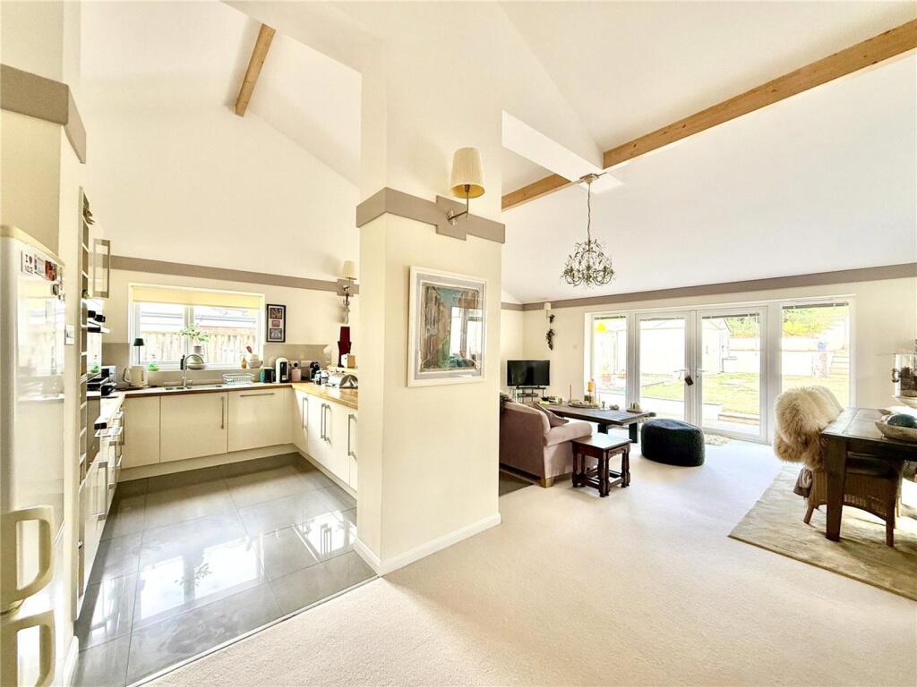 The Meadway, Highcliffe On Sea - View 6