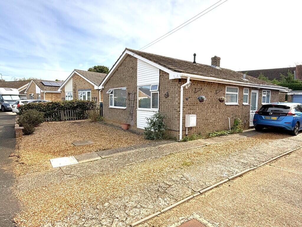 2-bed detached on Dersingham, £250,000