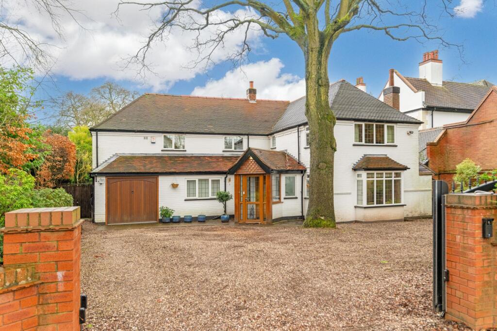 Main image of property: Wentworth Road, Four Oaks Estate, B74