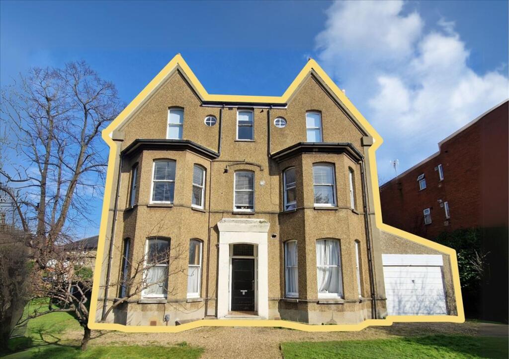 Main image of property: Hollington House, 1 Parklands, Kingston upon Thames, London, KT5