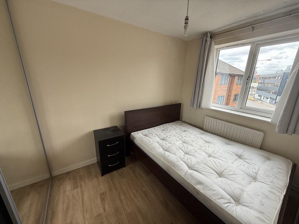Apartment in Birmingham - View 5