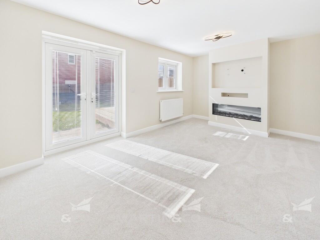 Arlington Road, Hatfield photo 3