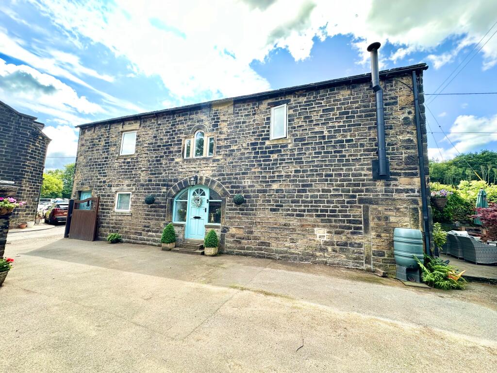 5-bed house on Bridge Barn, Brearley, HX2 6HU, £675,000