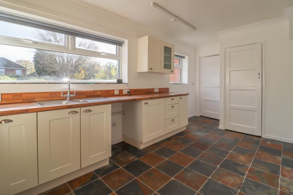 Thoresby Avenue, Gaywood, King's Lynn, Norfolk, PE30 photo 4