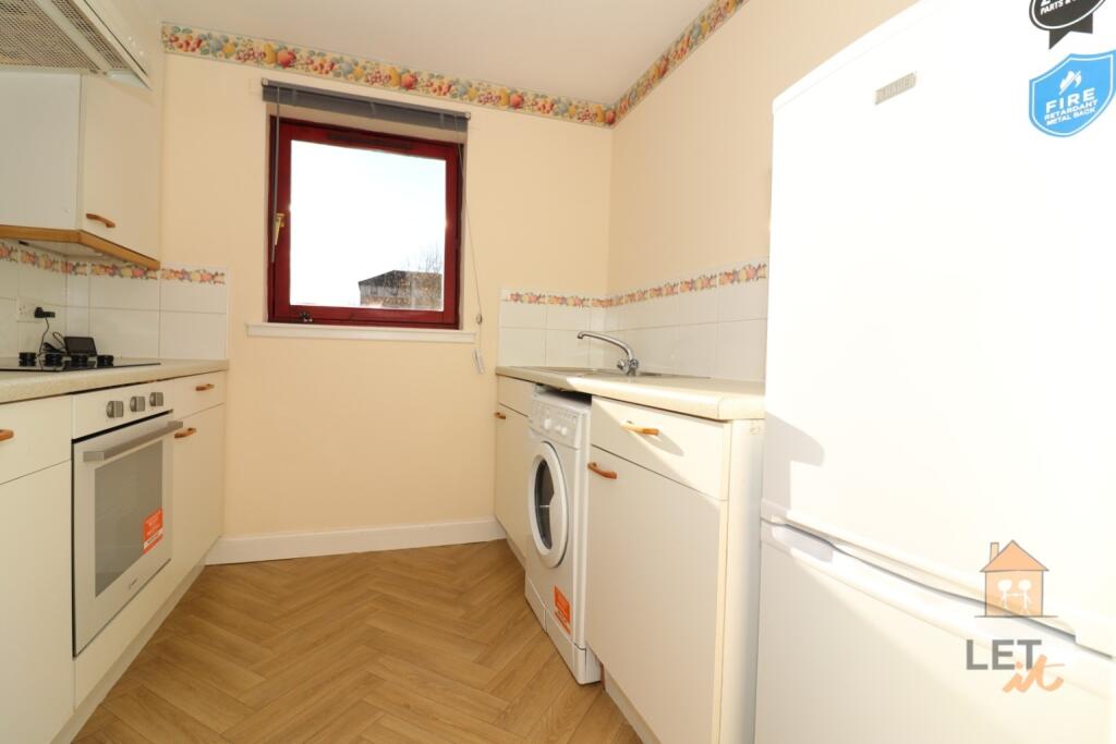 Apartment in Paisley - View 3