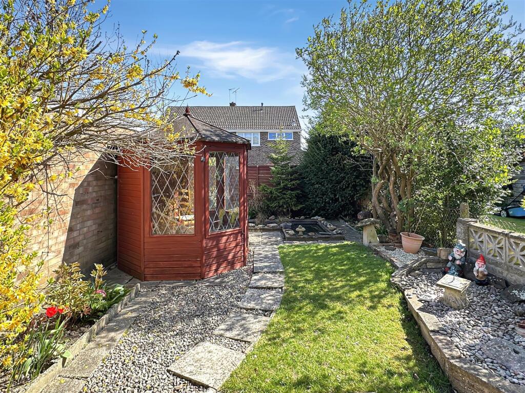 Kelsey Crescent, Cherry Hinton, Cambridge photo 4