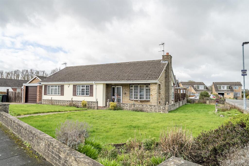 Main image of property: Stablers Walk, Earswick, York, YO32 9UZ