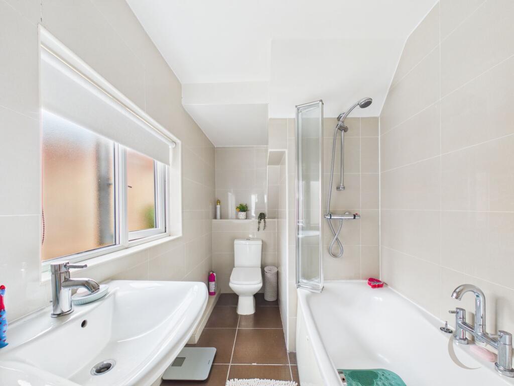 Apartment in South Tyneside, North East - More