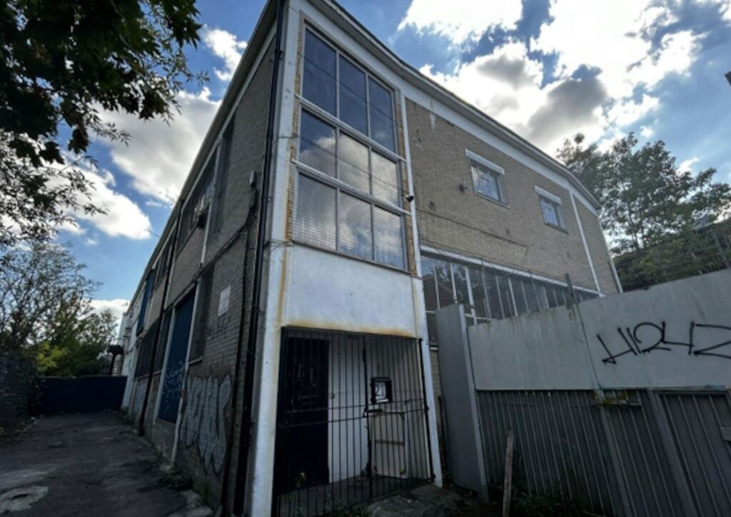Main image of property: 19-21 East Place, West Norwood, London, SE27 9JW