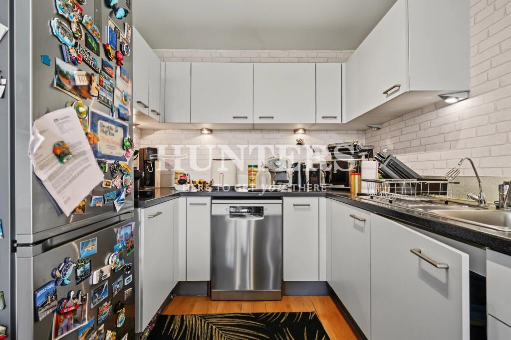 Apartment in London, West Hampstead - View 3