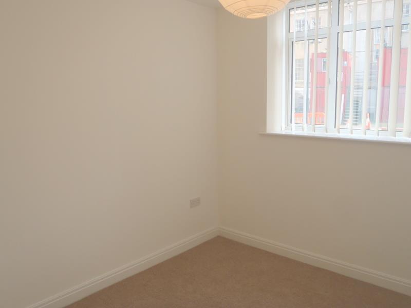 Ushers Court, Trowbridge, Wiltshire, BA14 - View 5