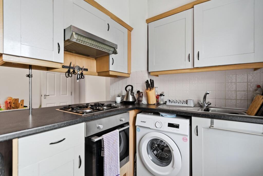 Apartment in Bristol - View 4