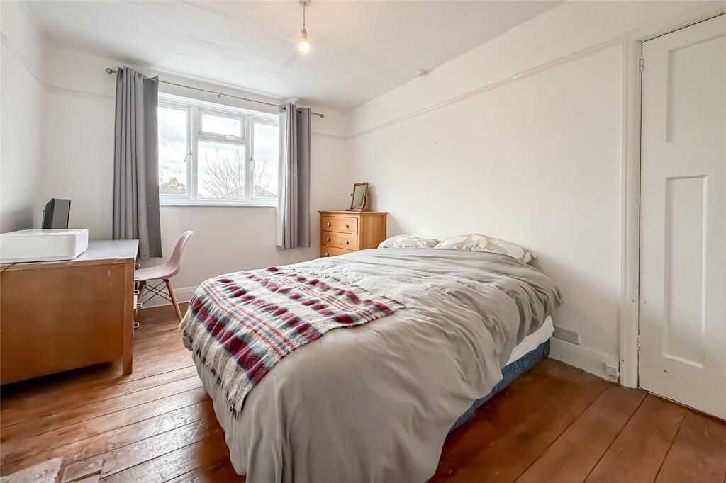 Additional image 6 of Wynchlands Crescent, St. Albans, Hertfordshire, AL4