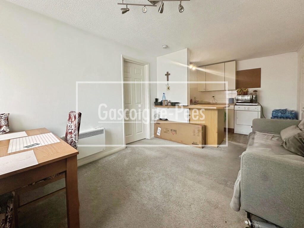 Apartment in Guildford, Shawfield, Ash - View 4