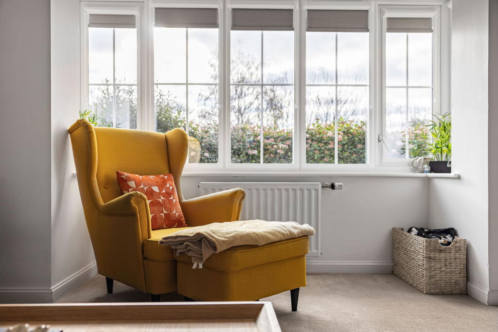 Mirabelle Road, Bishops Cleeve, Cheltenham, GL52 8FS photo 4