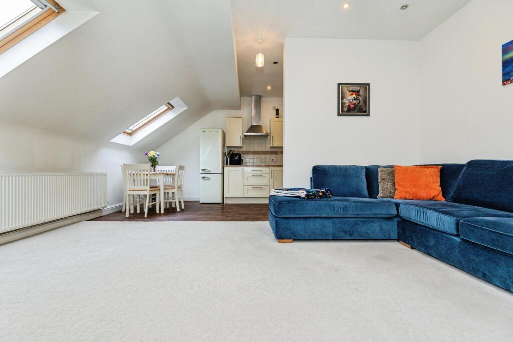 Apartment in Sheffield - More
