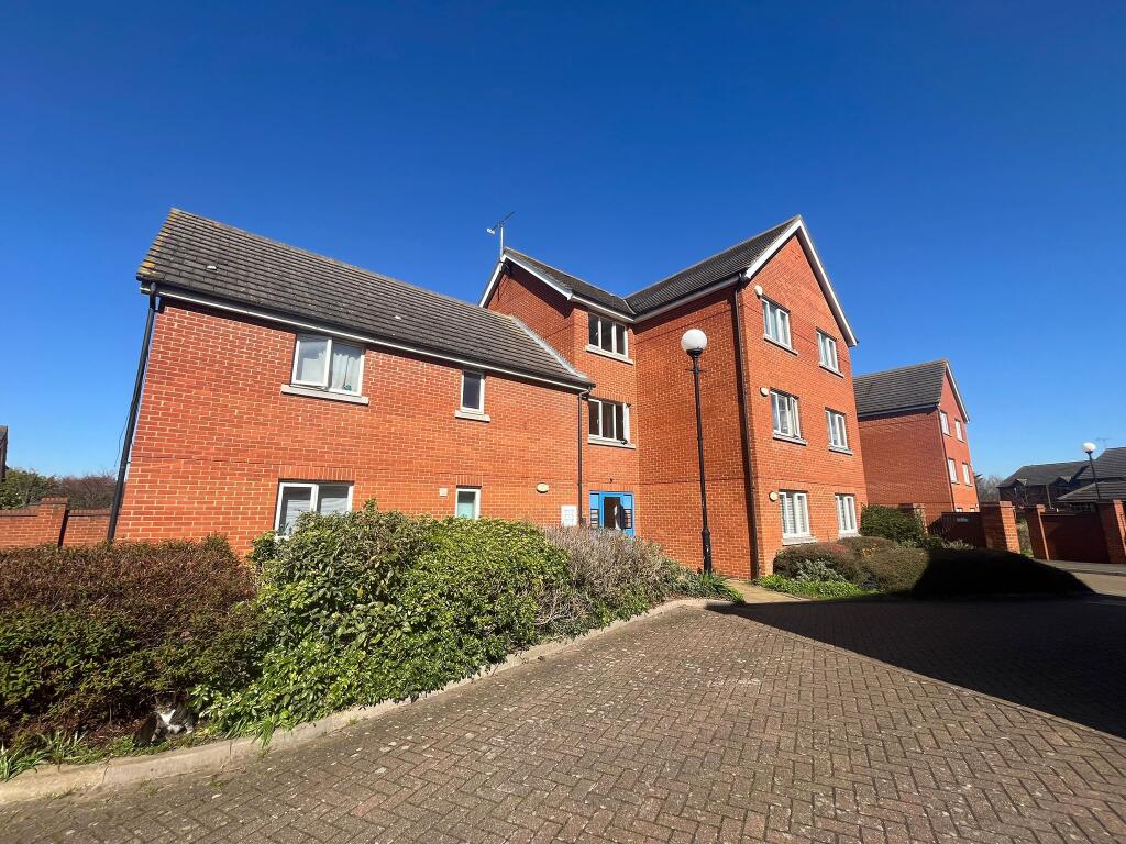 Main image of property: Worthing Close, Grays