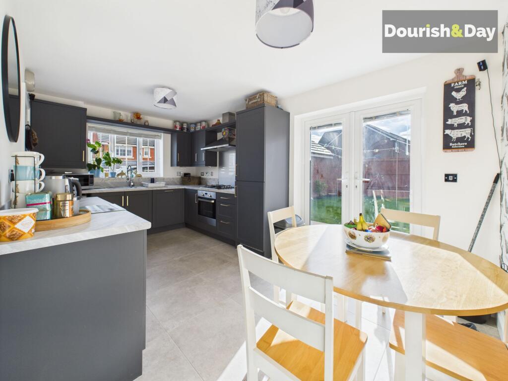 Challenor Way, Whitchurch, SY13 photo 4