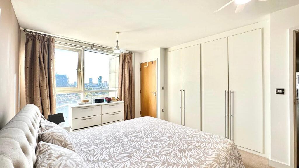 Apartment in London - View 5