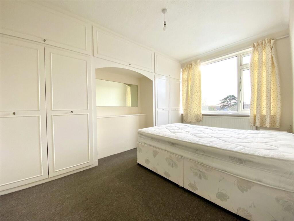 6 bedroom terraced house for rent