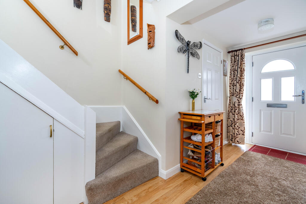 House in South Kesteven, Deeping St. James - View 2