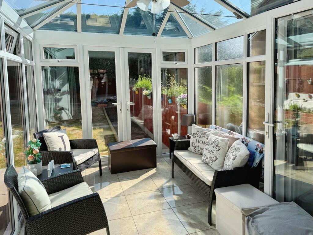 House in Sandwell, West Midlands - View 4