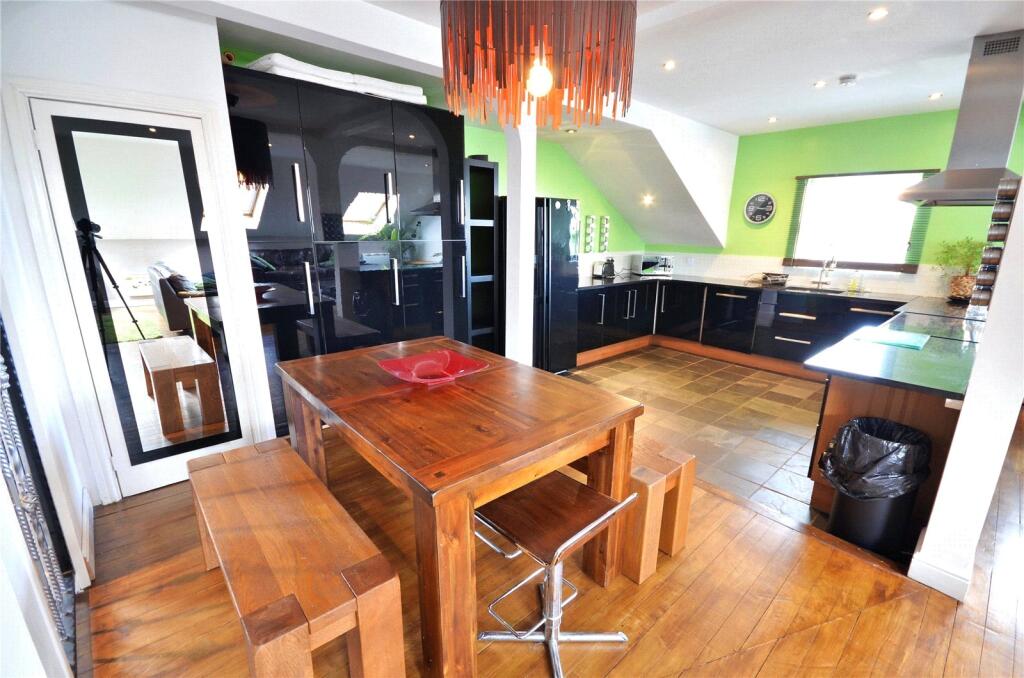 Apartment in Manchester - View 5