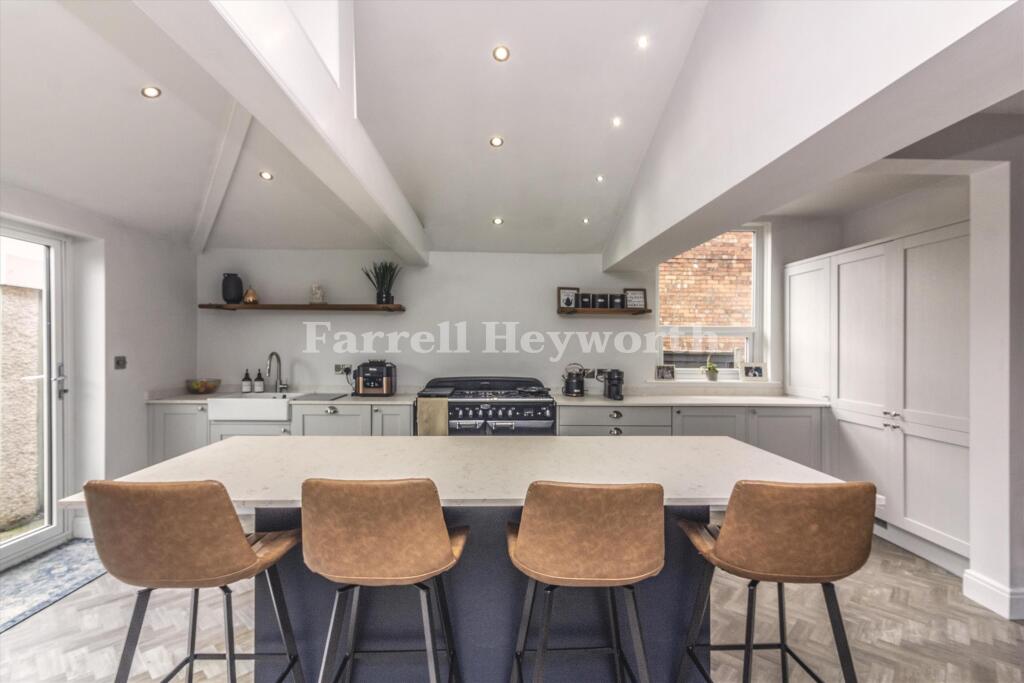 House in South Ribble, Leyland - More