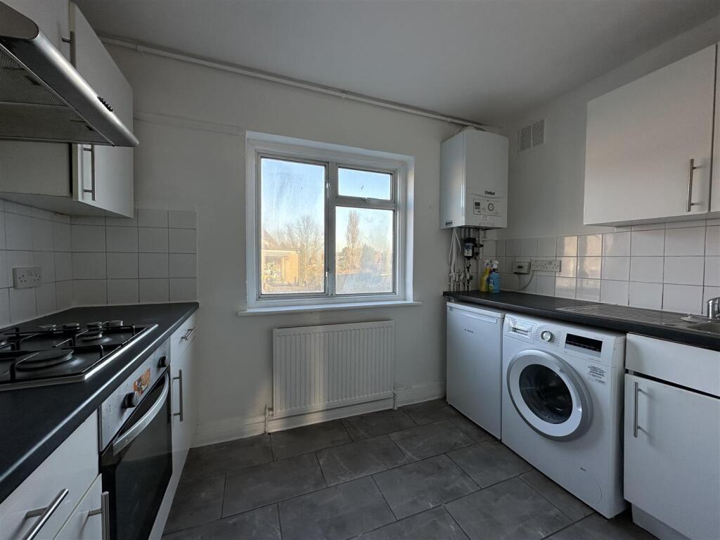 Main image of property: Ruislip Road, Greenford