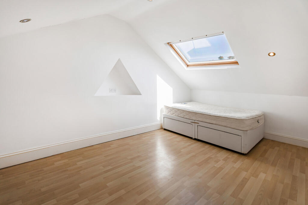 Apartment in London - View 4