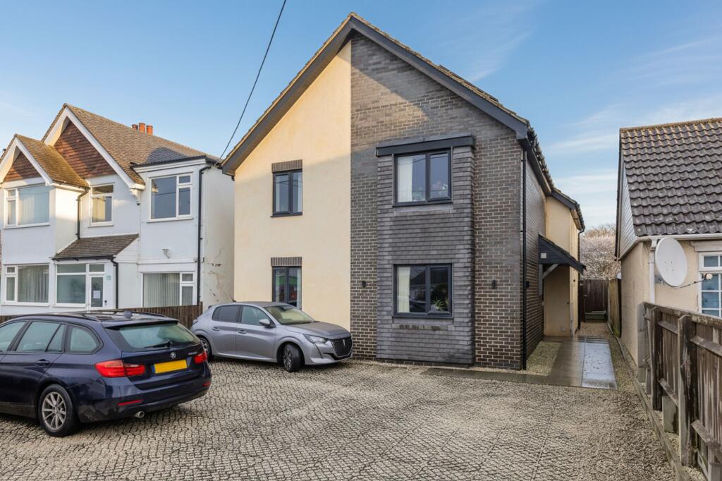 Main image of property: Oxford Road, Kidlington, OX5