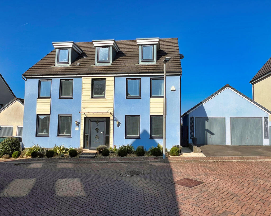 Main image of property: 8 Porlock Close Ogmore-By-Sea CF32 0QE