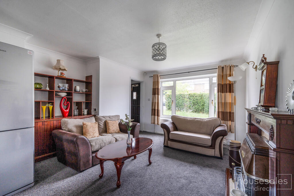 House in Bradford, Steeton with Eastburn - View 4