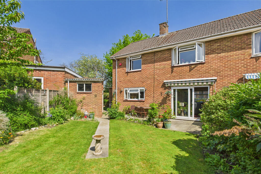 House in Dacorum, Adeyfield - View 2