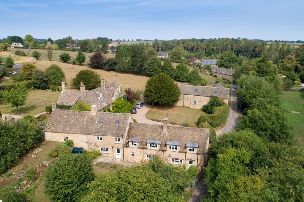 Main image of property: Twiggs Cottage, 1 Manor Farm Cottages, Cleveley, Chipping Norton, Oxfordshire