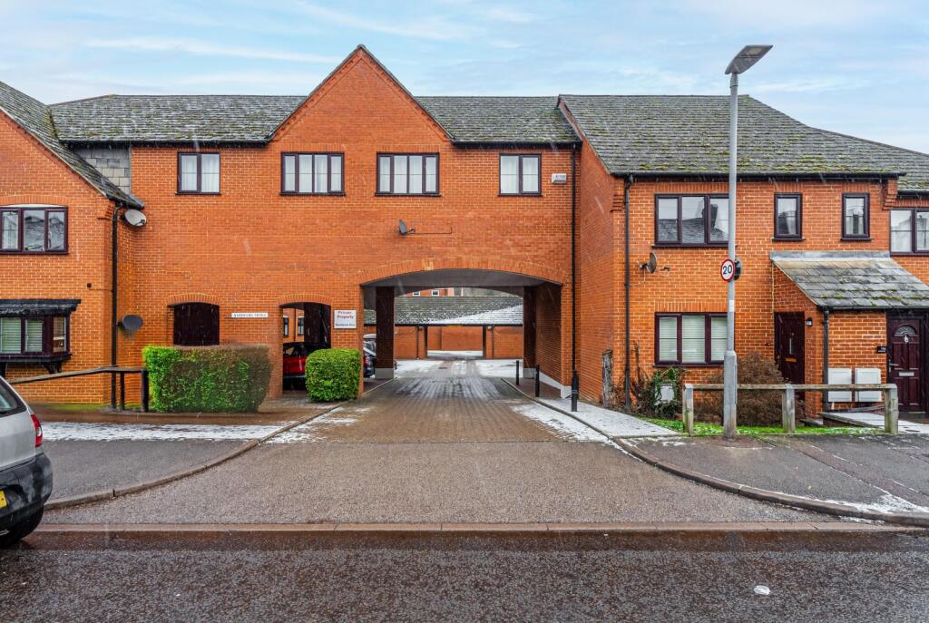 Main image of property: Saddlers Mews, Markyate, St. Albans, Hertfordshire, AL3
