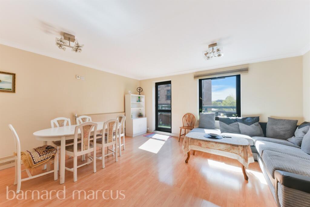 2-bed maisonette on New Chapel Square, Feltham, £270,000