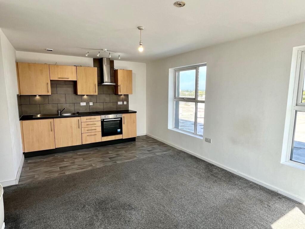 Apartment in Manchester - View 3